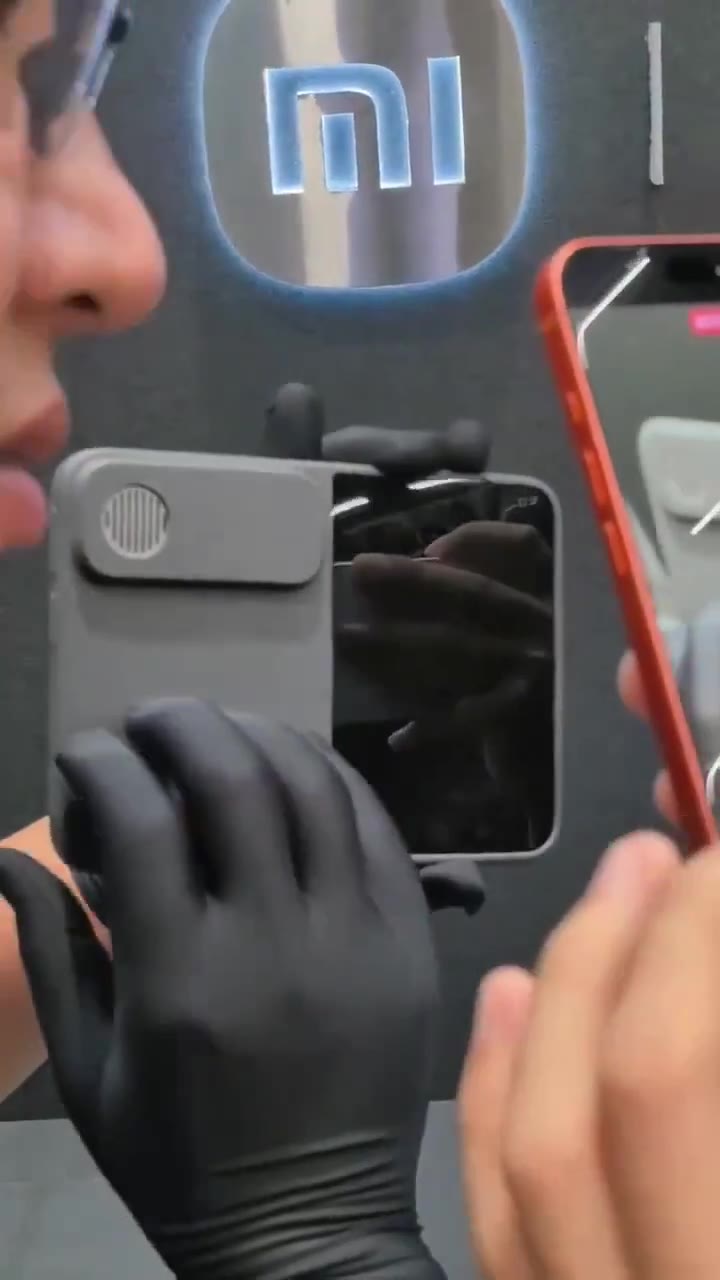 Утекло видео с Xiaomi 18 Fold
