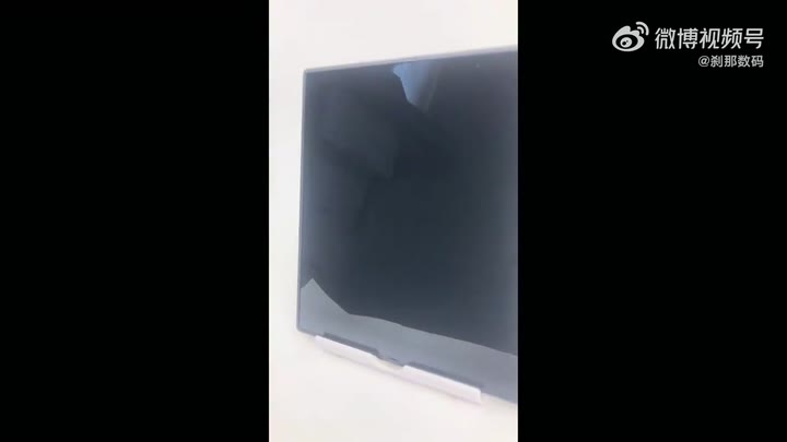 Galaxy Z Fold 8 показали без видимой складки