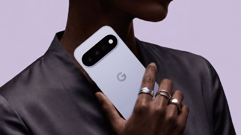 Google показала базовый Pixel 11
